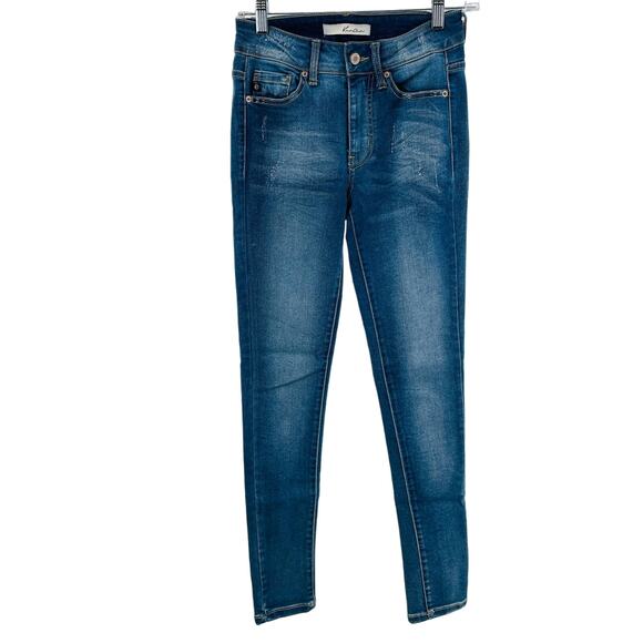 KanCan Estilo Blue Denim Stretch Mid Rise Skinny Leg Stretch Y2K Jeans W3/25 - Picture 2 of 13